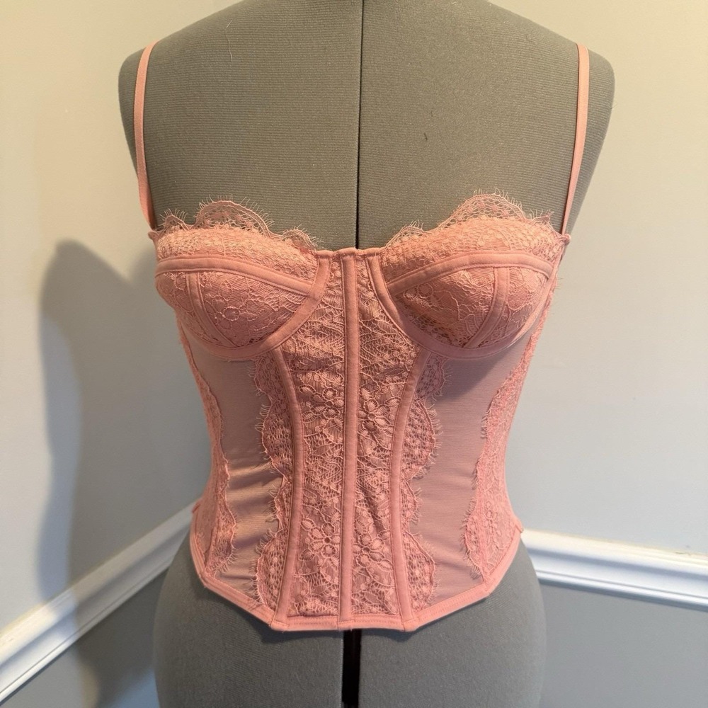 Urban Outfitters Out From Under Modern Love Corset Pink Size Medium - Picture 2 of 8